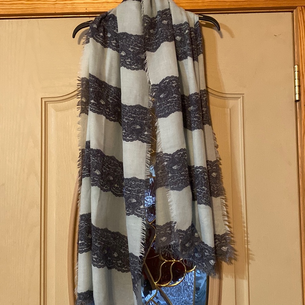 Beautiful gray and light teal/blue scarf